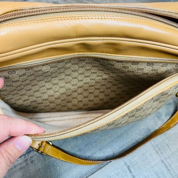 Gucci GG Vintage Gucci Brown PVC & Leather Crossbody Shoulder Bag Purse - Picture 9 of 13